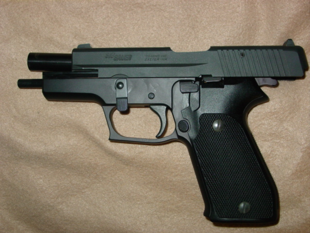 Classic gun review: German SIG Sauer P220